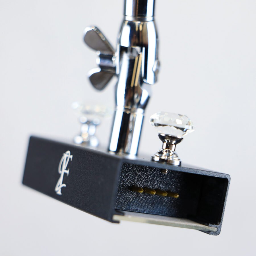 LAMPA_LED_CZARNA_4 Czarna lampa do stylizacji rzęs LED FameLight – 3 tryby, regulacja barwy i mocy światła